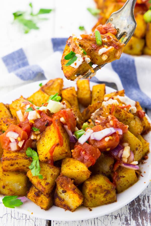 Patatas Bravas mit Aioli und Salsa Vegan Heaven