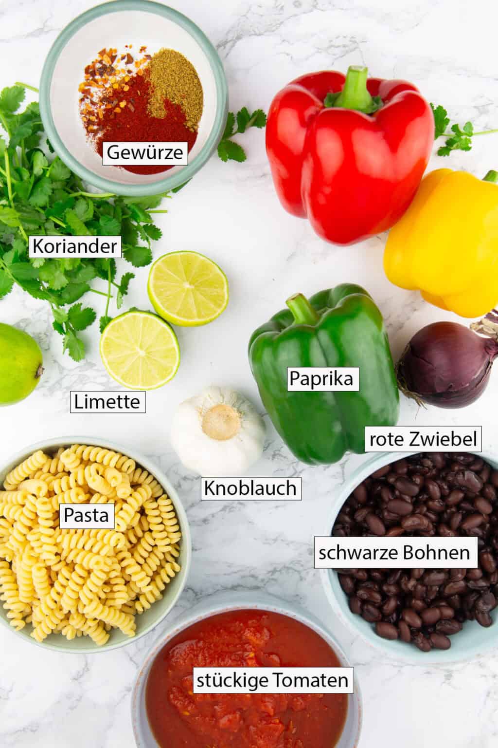 Nudeln mit Paprika und schwarzen Bohnen | Vegan Heaven Nudeln mit Paprika und schwarzen Bohnen | Vegan Heaven